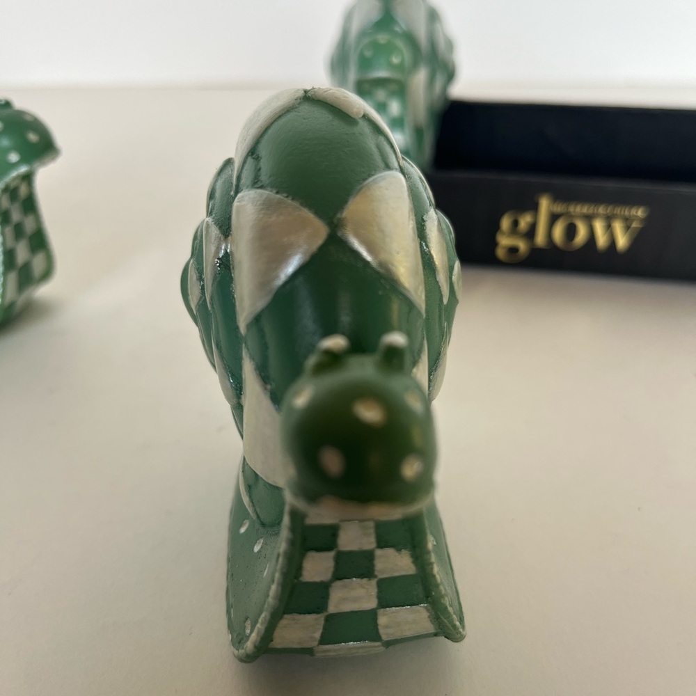New in Box MacKenzie-Childs Glow Set of Snail Shaped Candles Emerald Check - Picture 8 of 13
